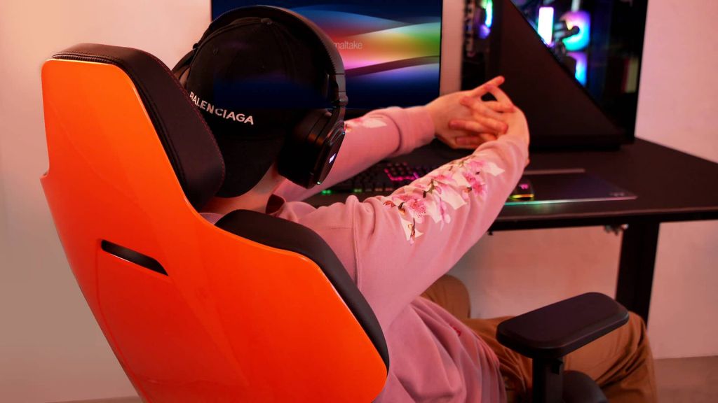 Компьютерное кресло Thermaltake Argent E700 Gaming Chair Racing Green