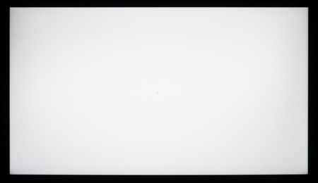 111_ravn_white.jpg