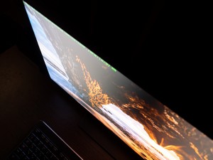93_glowc3.jpg