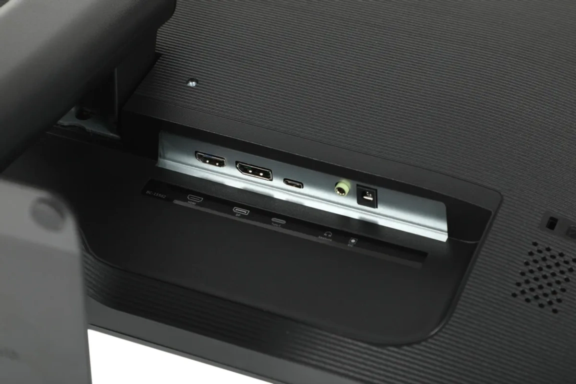 Монитор NPC MQ2704