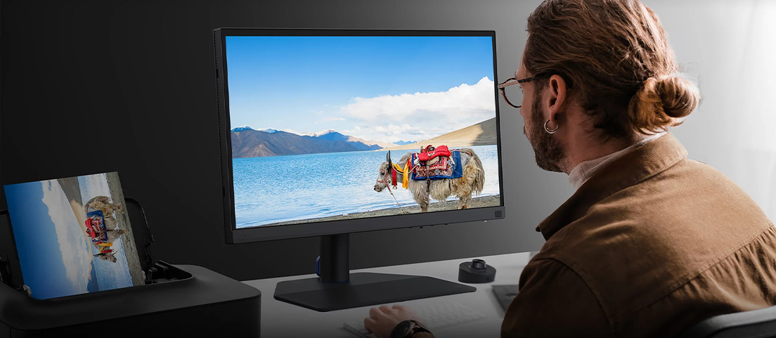 Монитор BenQ SW272U