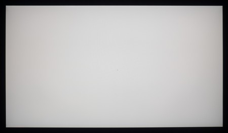 124_ravn_white.jpg