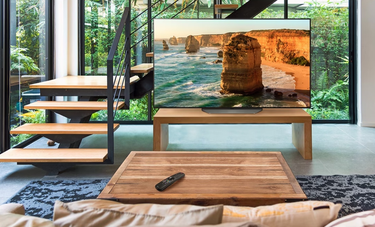 Дизайн LG OLED65C3RLA