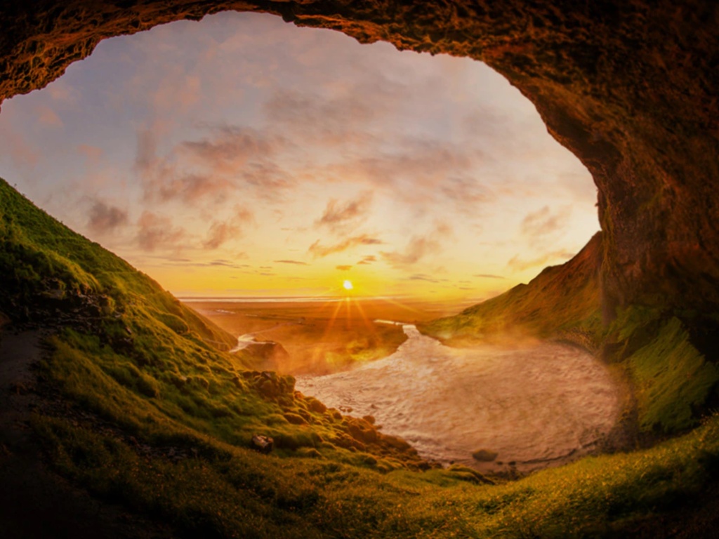 Телевизор Samsung UE85CU8000UXRU